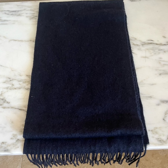 Gucci LOVED Cashmere Sequin Scarf New - Picture 3 of 15